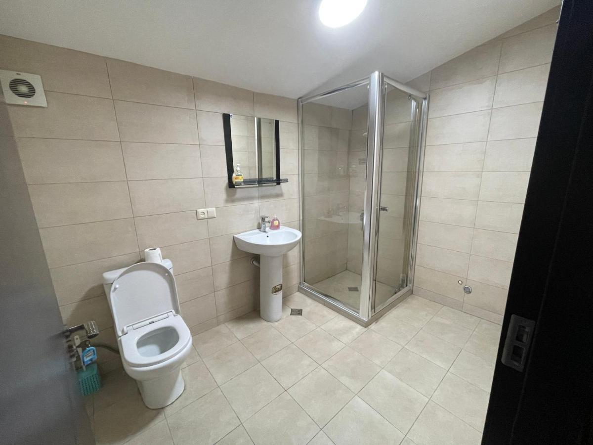 Apartment In The City Center - Old Batumi Esterno foto